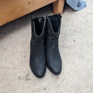 Black Cowboy Boots